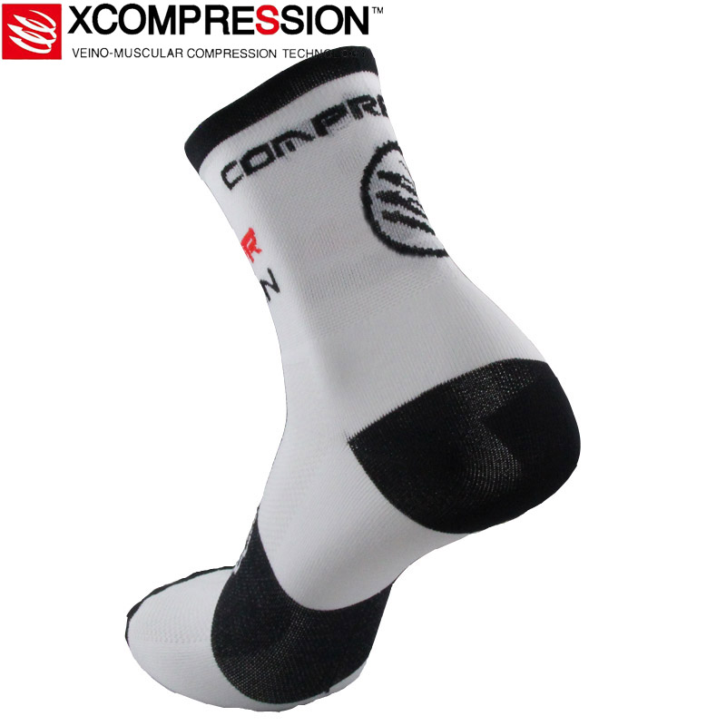 ถุงเท้าปั่นจักรยานรุ่นใหม่ปี 2 - Mountain Biking Socks บทวิจารณ์และราคา